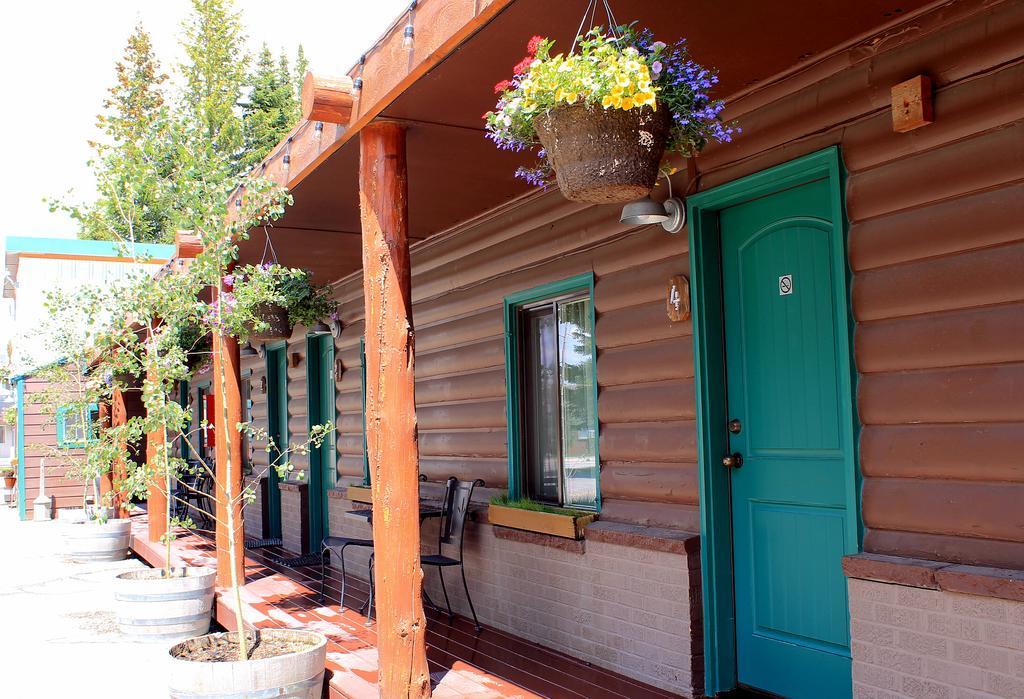 موتيل غرب يلوستون Moose Creek Cabins المظهر الخارجي الصورة