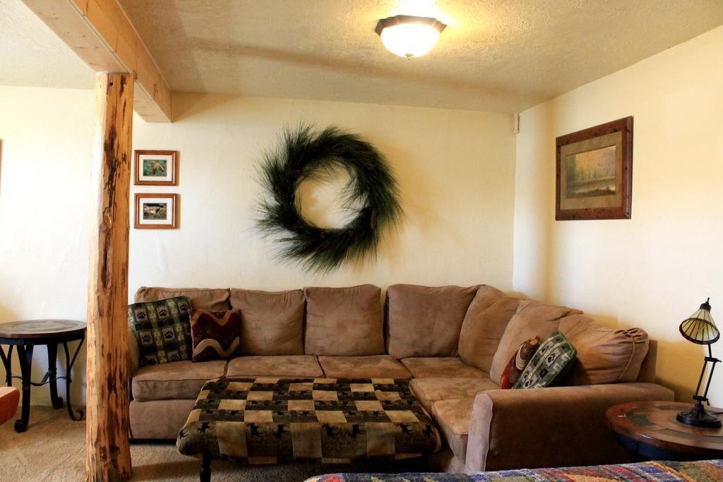 موتيل غرب يلوستون Moose Creek Cabins المظهر الخارجي الصورة