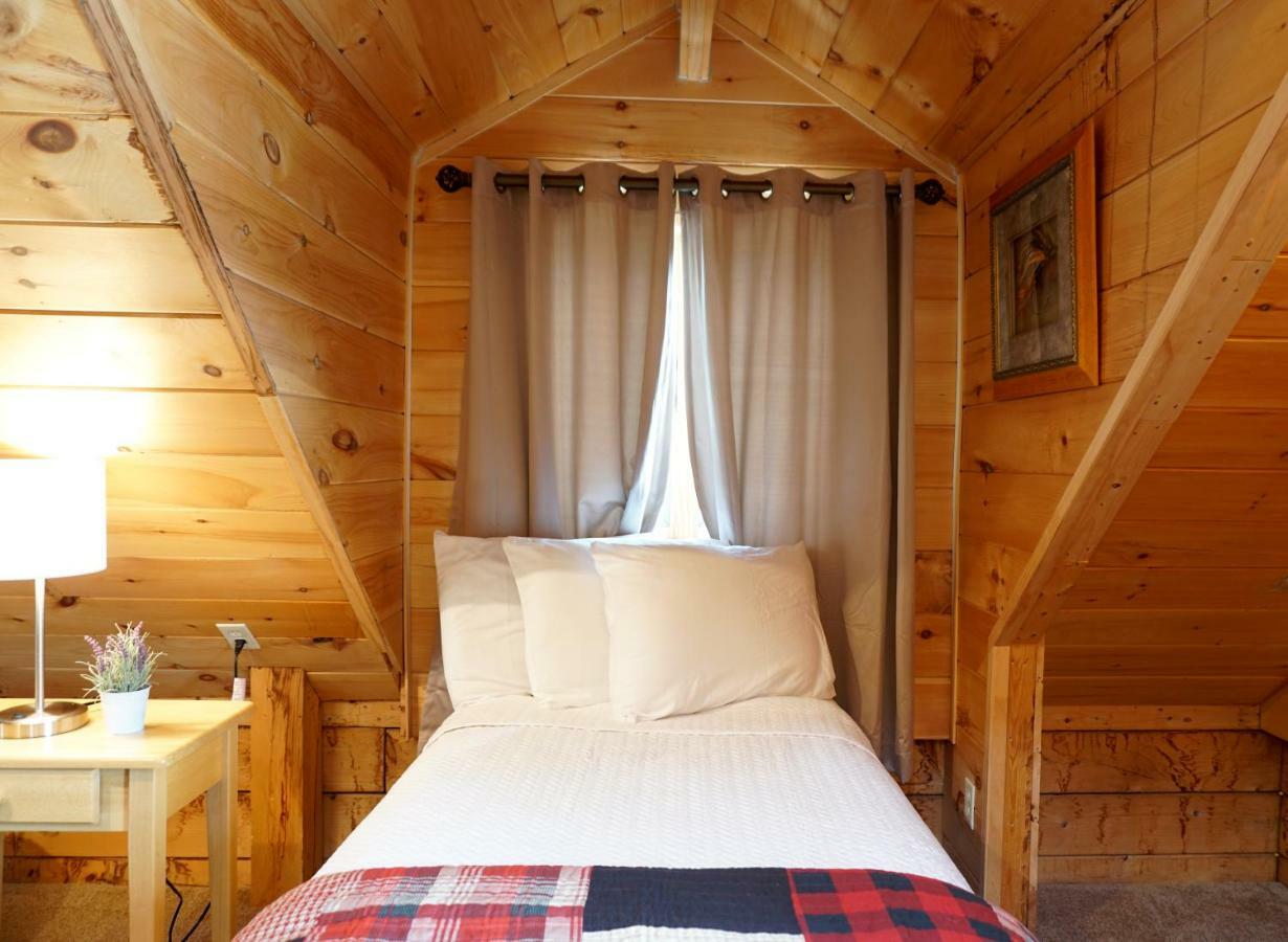 موتيل غرب يلوستون Moose Creek Cabins المظهر الخارجي الصورة