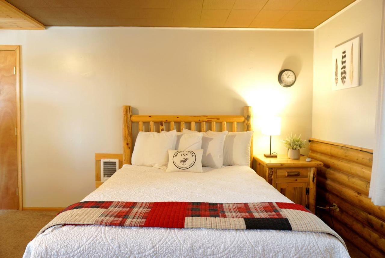موتيل غرب يلوستون Moose Creek Cabins المظهر الخارجي الصورة