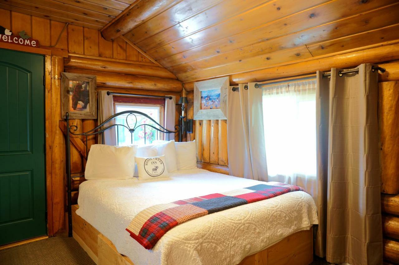 موتيل غرب يلوستون Moose Creek Cabins المظهر الخارجي الصورة